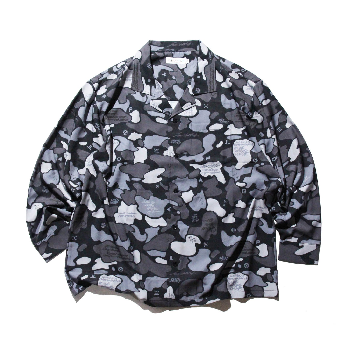 OILCAMO LONG SHERTS & HALF PANTS