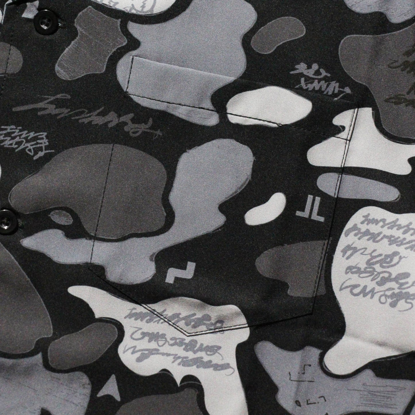OILCAMO LONG SHERTS & HALF PANTS