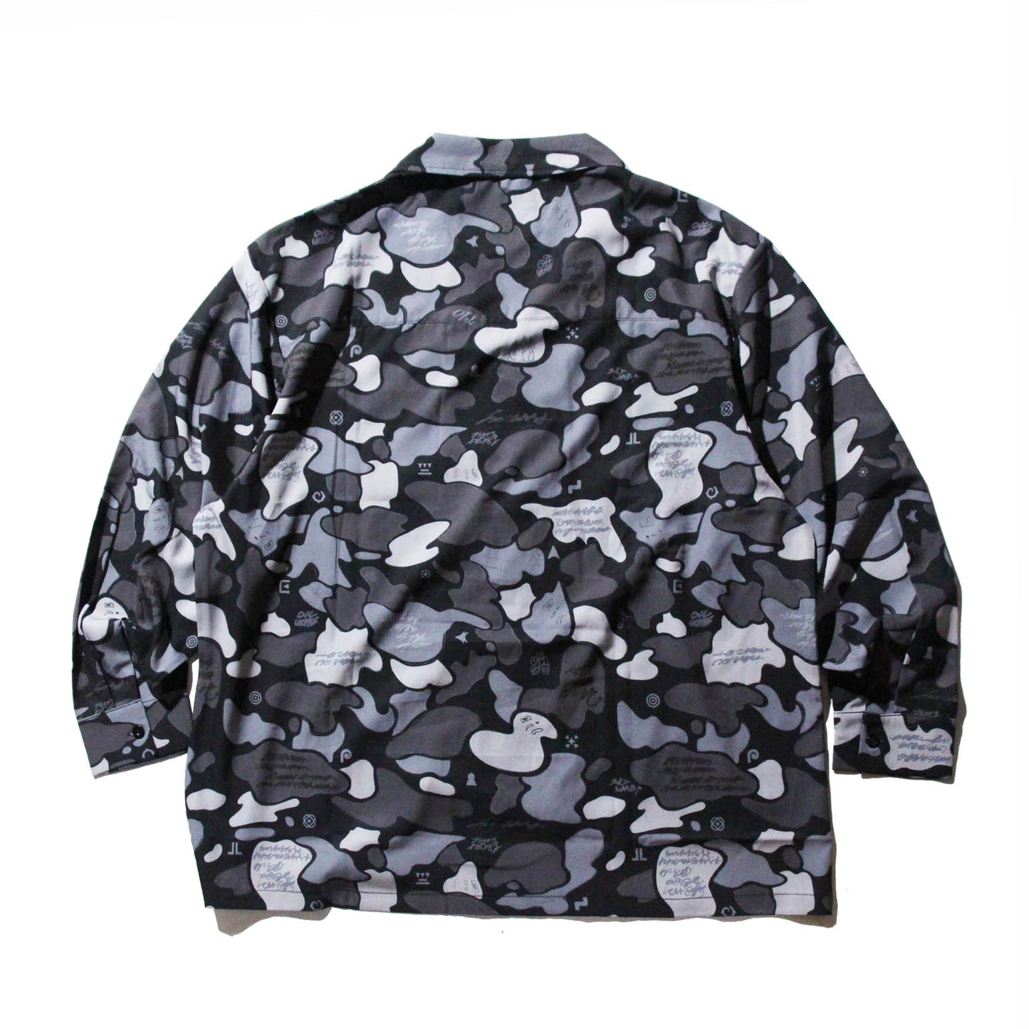 OILCAMO LONG SHERTS & HALF PANTS